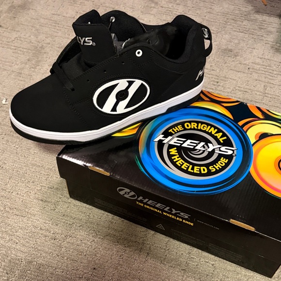 Heelys Other - Heelys Men’s Black Wheeled Shoes